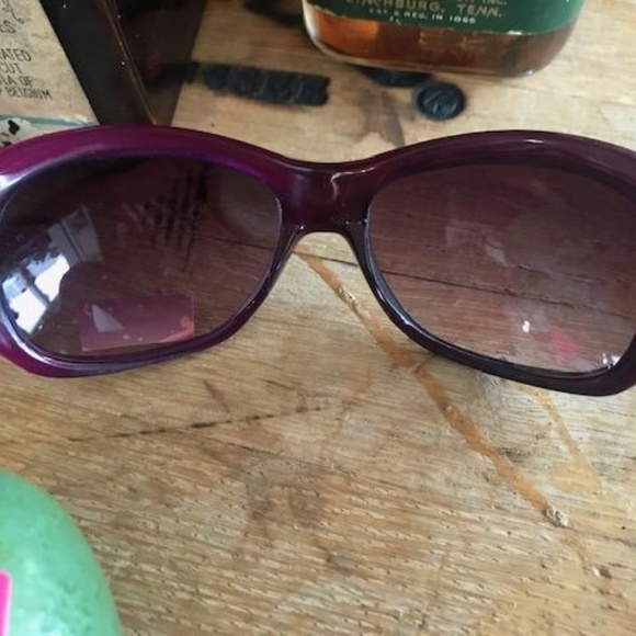 BETSEY JOHNSON Violet Rhinestone UV Sunglasses 26 main image 7